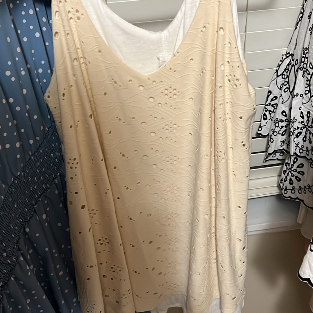 Cream Eyelet Sleeveless Top
